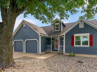 15855 Gardner West Rd, Gardner, KS 66030