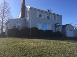 3 Maywood Rd, Narragansett, RI 02882