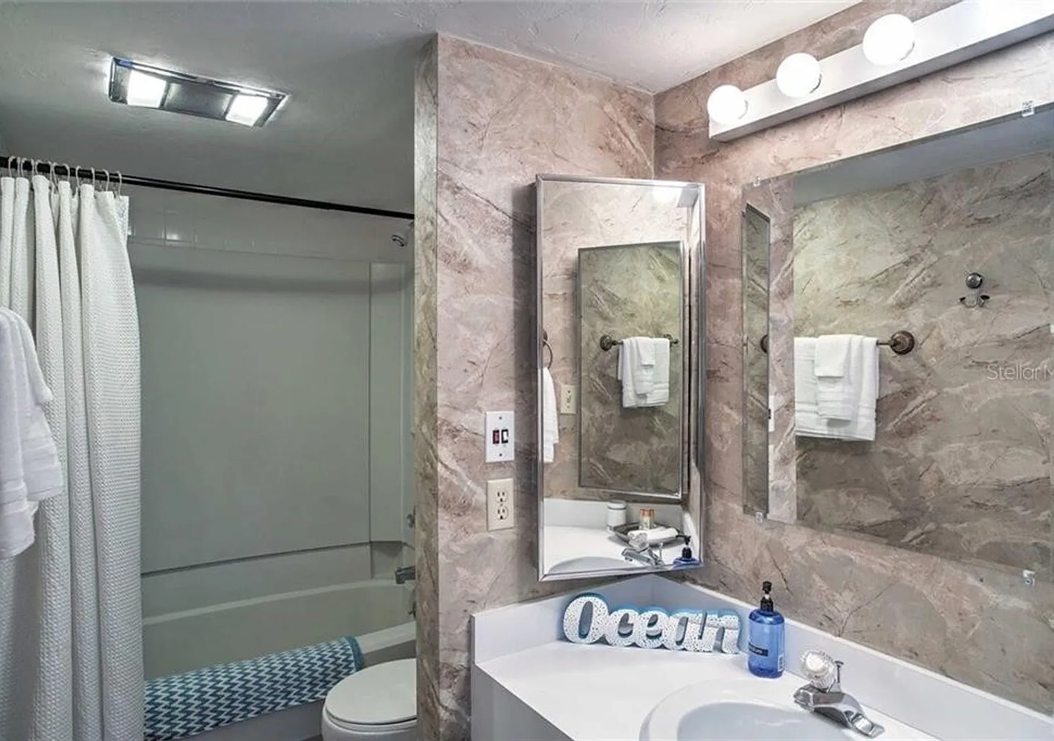 2 Bedroom, 2 Bath Condo in Grenelefe — Photo 3