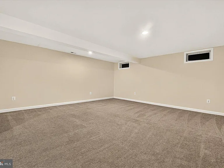 6430 Bellevue Pl — Photo 34