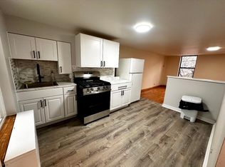 1161 S 10th St #2, Philadelphia, PA