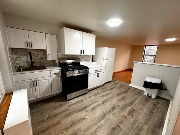 1161 S 10th St #2, Philadelphia, PA 19147