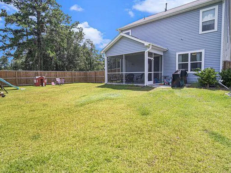 2744 Harmony Lake Dr — Photo 10