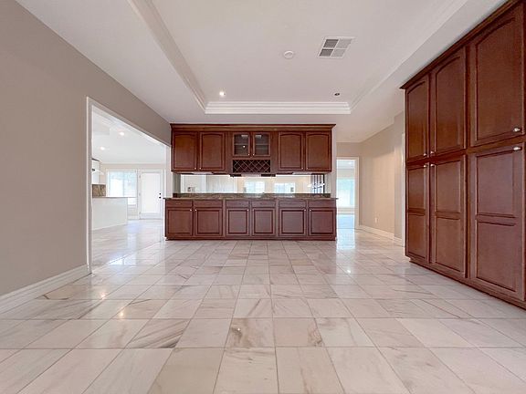 5th image of 9362 Leilani Dr