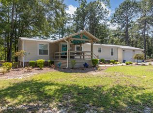 471 Luther Banks Rd, Richlands, NC 28574