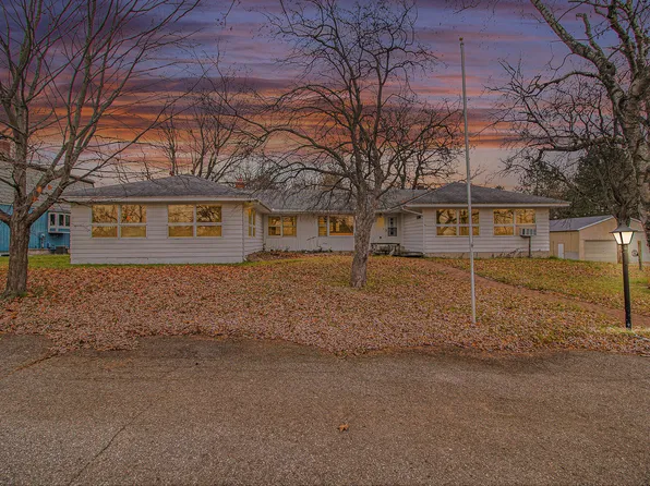 1596/1598 Mac Nider Ave SE, Grand Rapids, MI 49546