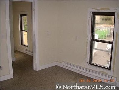 4th image of 313 Lowry Ave NE