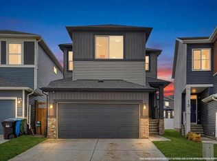 17 E Belmont Grn SW, Calgary, AB T2X5E3