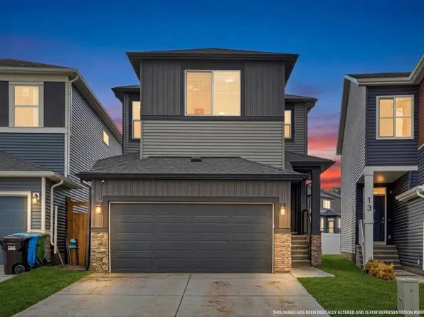 17 E Belmont Grn SW, Calgary, AB T2X 5E3