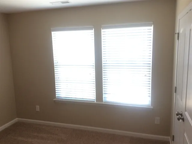 2938 Deep Cove Dr NW — Photo 9