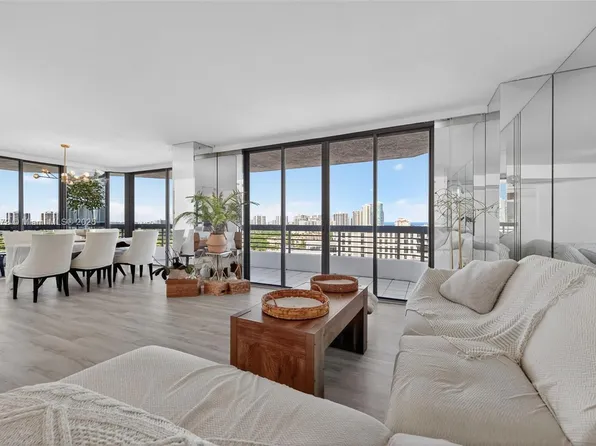 3500 Mystic Pointe Dr APT 1804, Aventura, FL 33180