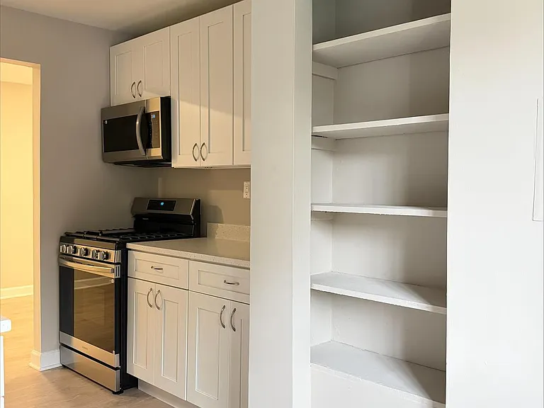 5931 Quantrell Ave #101 — Photo 7