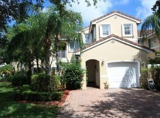 1500 Weeping Willow Way, Hollywood, FL 33019
