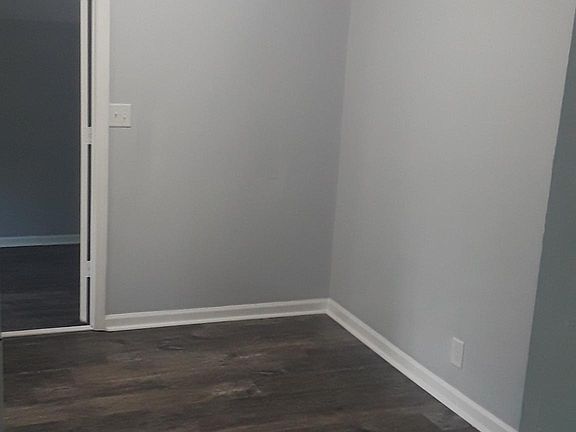 Turning left into the kitchen, dining area.