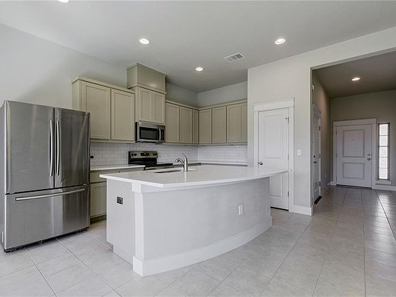 4th image of 13001 Hymeadow Dr #26