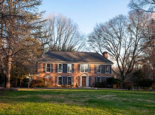 9701 Kendale Rd, Potomac, MD 20854