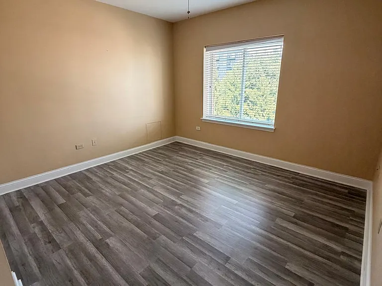 125 N Buffalo Grove Rd #313 — Photo 27