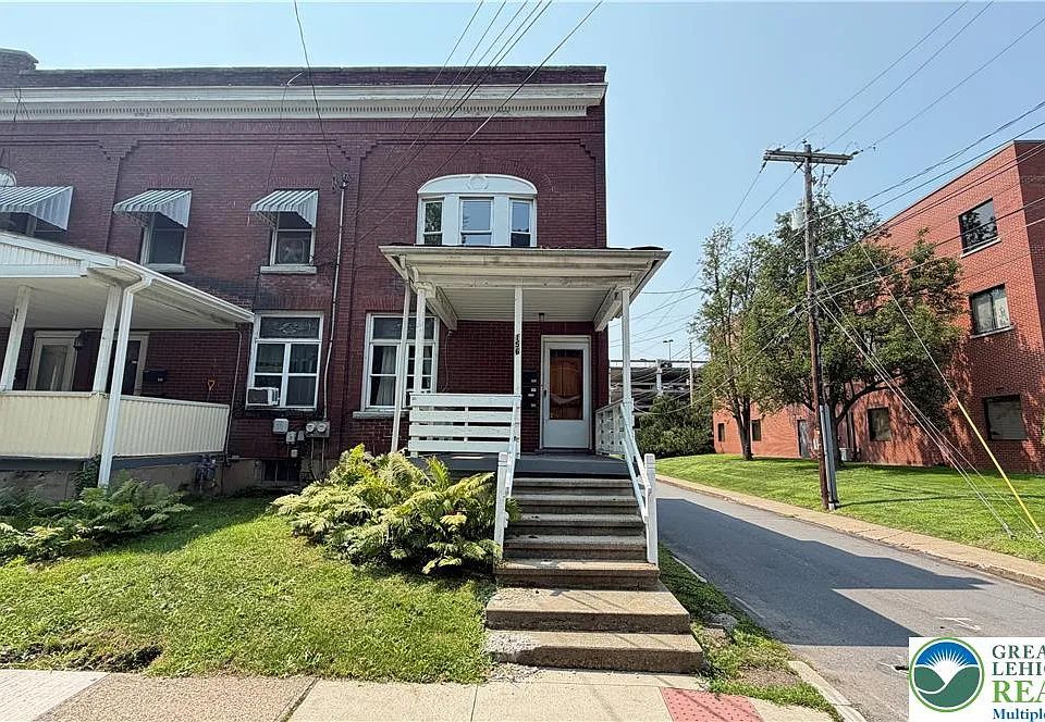 156 Hanover St #156B