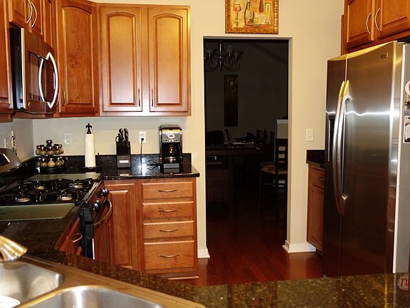 4th image of 1477 Coral Pl