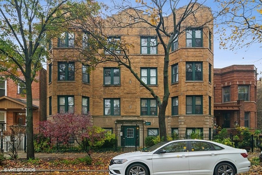 1st image of 2634 N Fairfield Ave APT 3