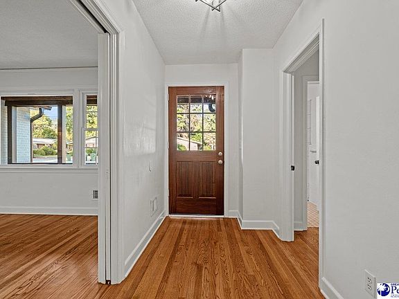5th image of 609 Plum Dr
