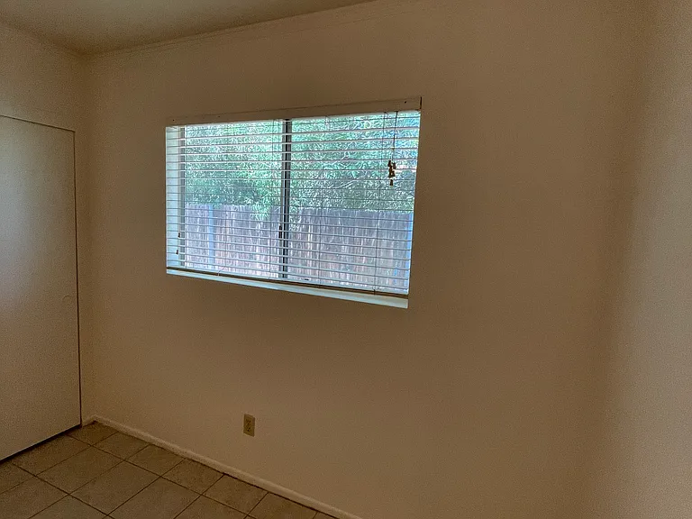 11606 Rosewood Ave #A — Photo 17