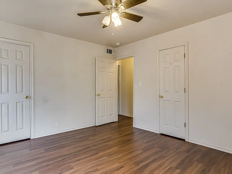3417 S University Dr #D — Photo 8