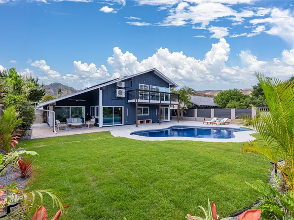 7137 Kamilo St, Honolulu, HI 96825