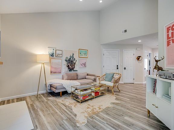 3rd image of 1903 Miraplaza Ct APT 15