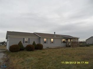 12120 Hough Rd, Riley, MI 48041