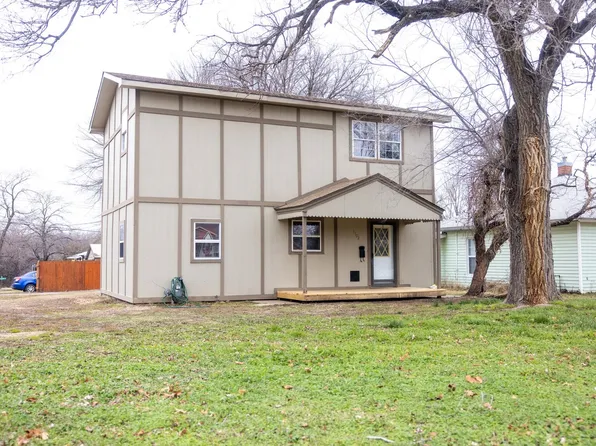 1102 N Jefferson Ave, Wellington, KS 67152