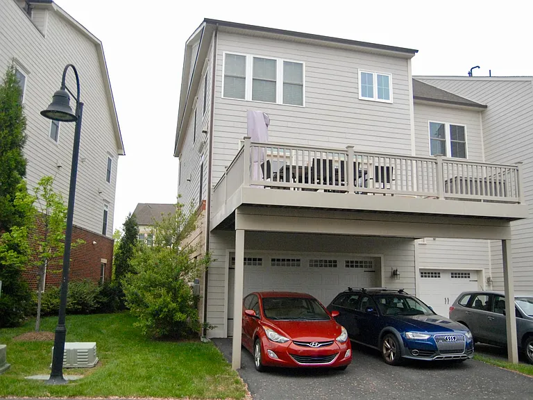 Back of Townhouse - Driveway & Deck
