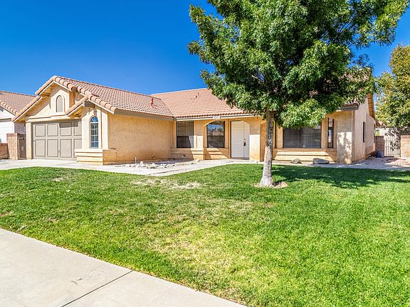 3rd image of 4831 Paseo Fortuna