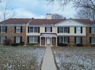 2051 Carriage Dr SW #2051F, Rochester, MN 55902