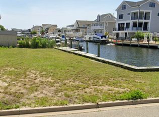 1827 Boat Point Dr, Point Pleasant Beach, NJ 08742