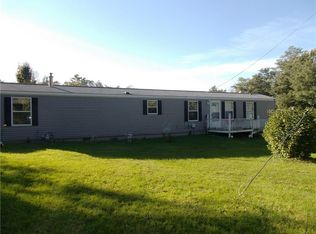 10261 Miller Rd, Fredonia, NY 14063