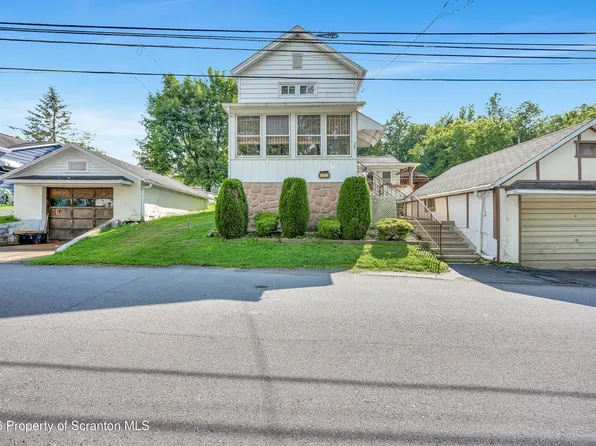 702 Morse Ave, Carbondale, PA 18407