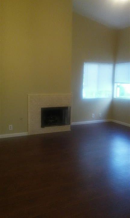 2nd image of 2129 Greenwick Rd
