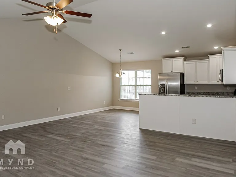 136 Pitts Griffin Dr — Photo 6