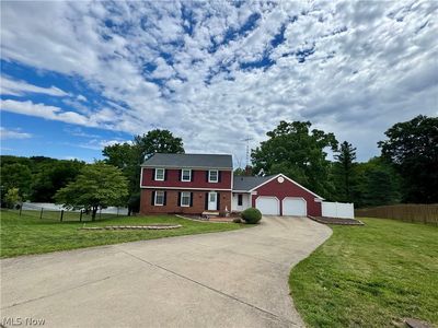 1679 Lakeview Sq NE, Bolivar, OH, 44612