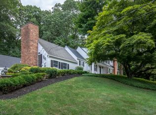 29 Old Harter Rd, Morristown, NJ 07960