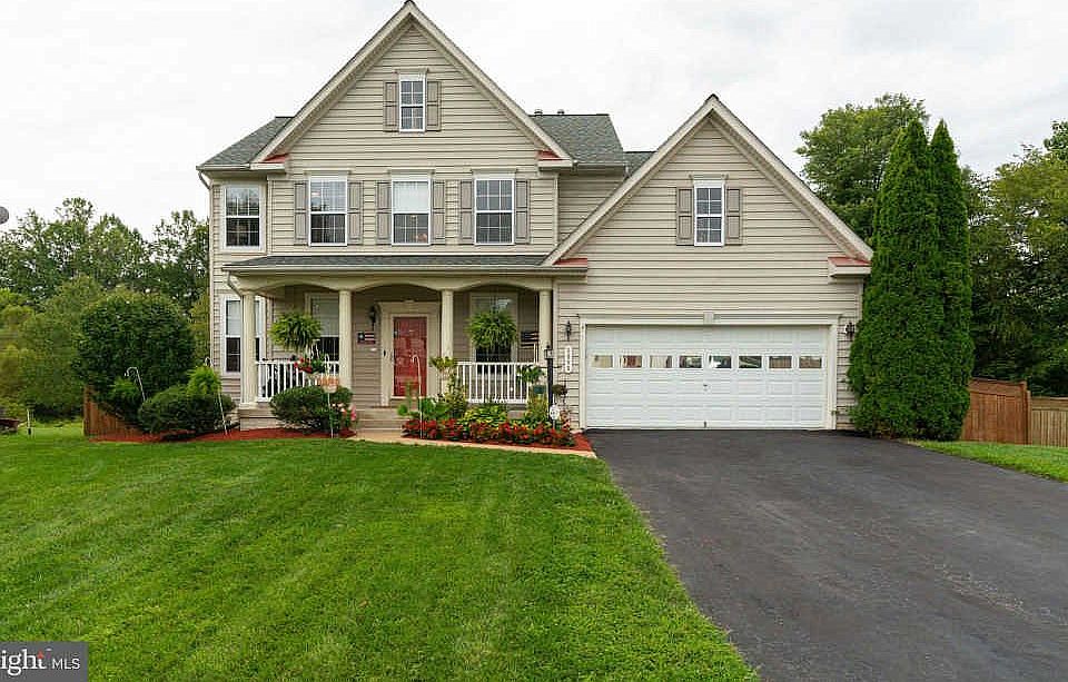 1st image of 5989 Tapestry Dr