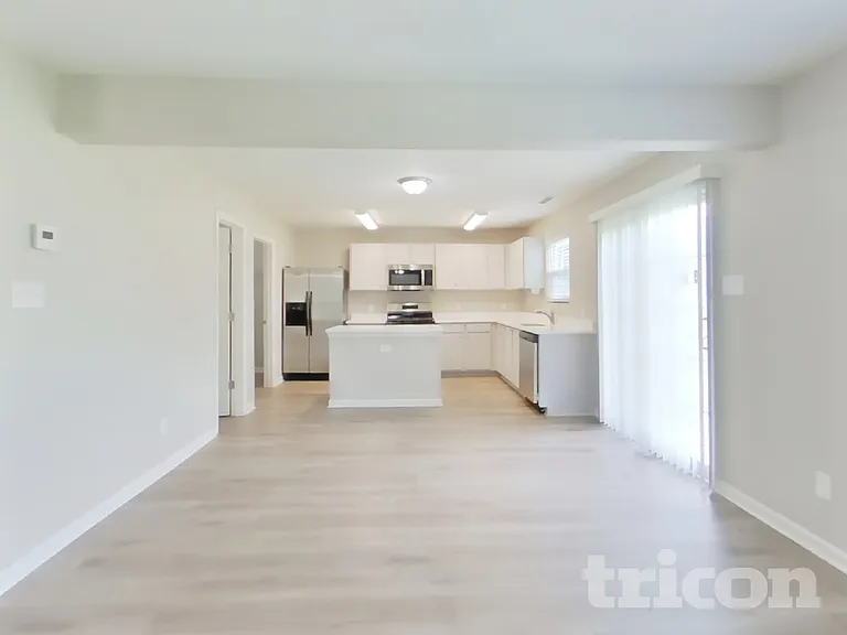 12724 Frank Wiley Ln — Photo 7