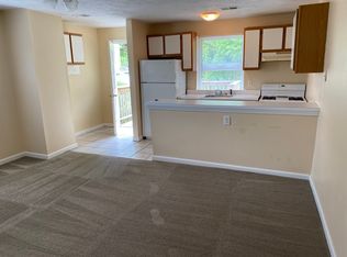 3153 Library Rd APT 3, Pittsburgh, PA 15234