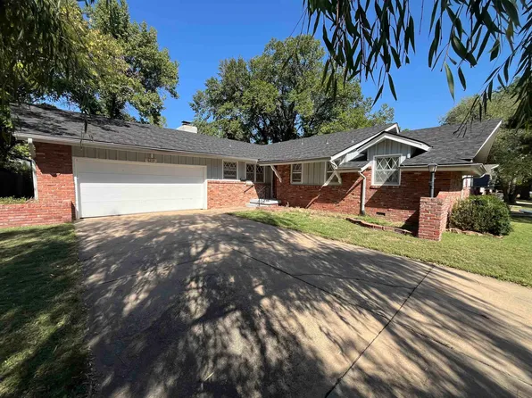 6214 E 10th St N, Wichita, KS 67208