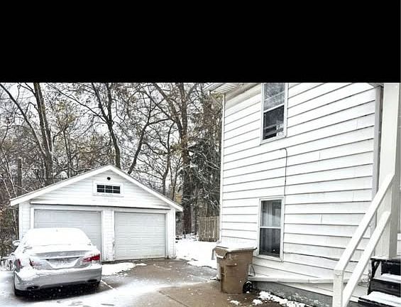 2nd image of 1705 Regent St