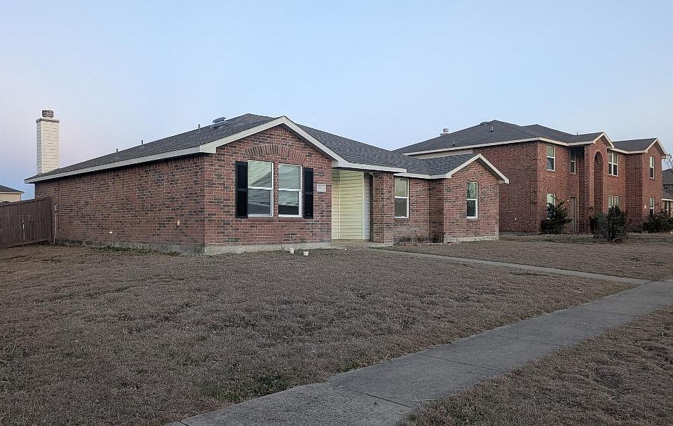 1st image of 1212 Cyprus Dr