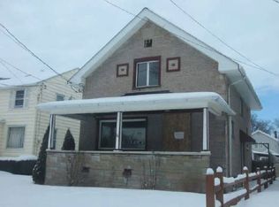 2484 Willow Ave, Niagara Falls, NY 14305