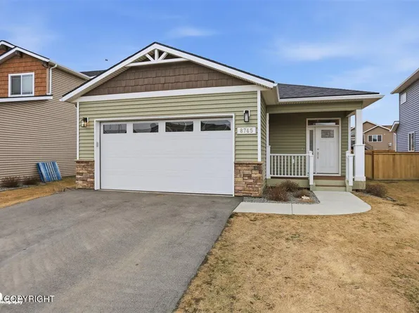 8745 Dry Creek Loop, Anchorage, AK 99502