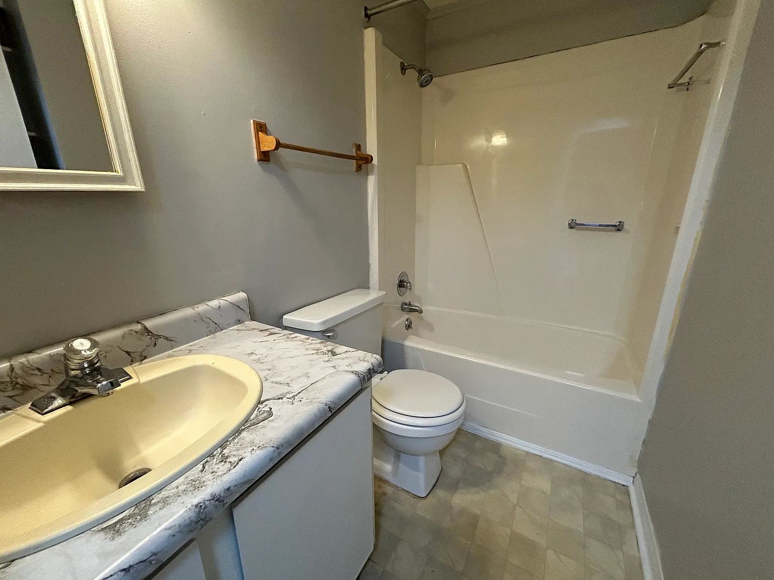 1 bed, $695 — Photo 2